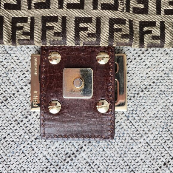 Authentic Fendi Brown Zucchino Canvas Mama Baguette Gold Hardware - Picture 10 of 16